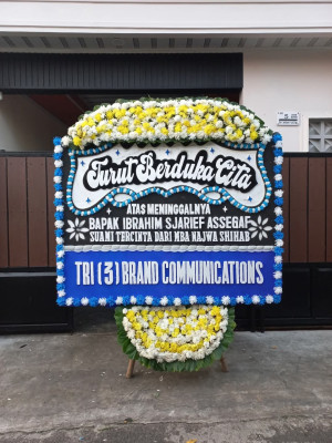 Papan Bunga Duka di Dara